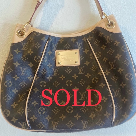 Louis Vuitton Handbags - Louis Vuitton Galliera pm